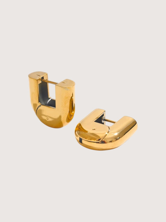 U Shaped Huggie | Gold